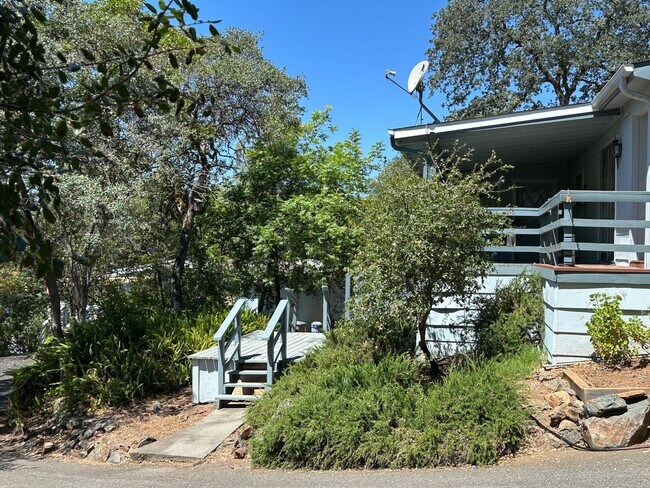 Foto del edificio - 373 Lodgeview Dr