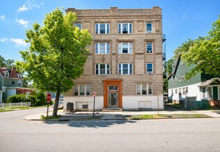 Building Photo - 23 Harvard St