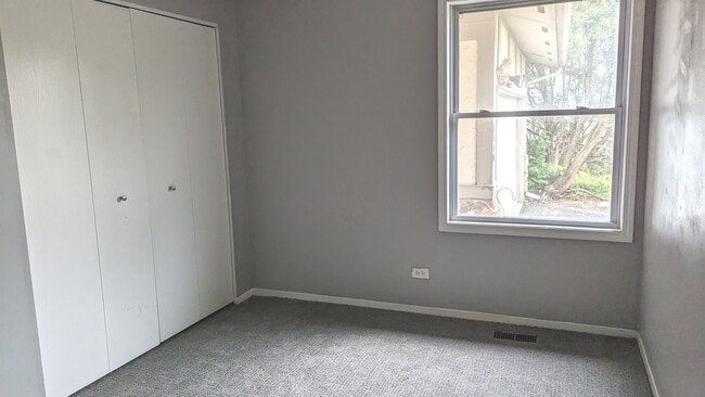 Foto del edificio - 1340 Vaughn Ct