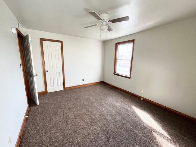 Building Photo - Charming 2 bedroom in Dunbar