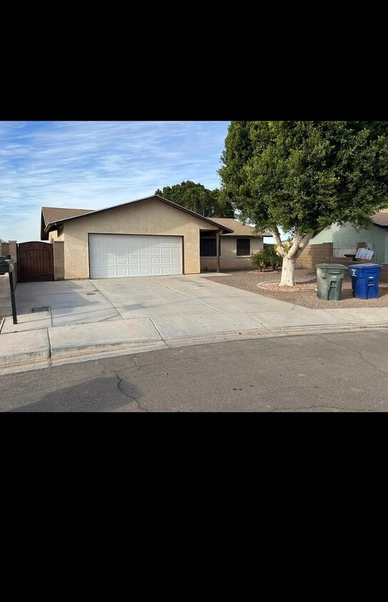 Primary Photo - 2186 S 48th Way