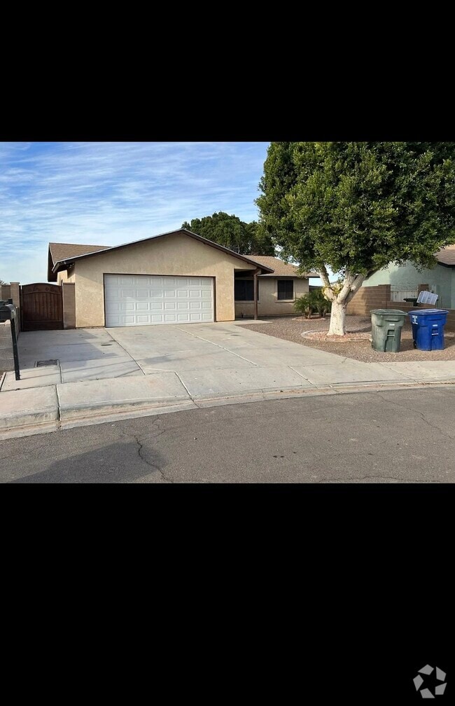 Building Photo - 2186 S 48th Way