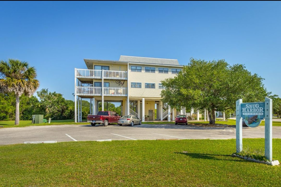 Primary Photo - 36 Sea Breeze Dr