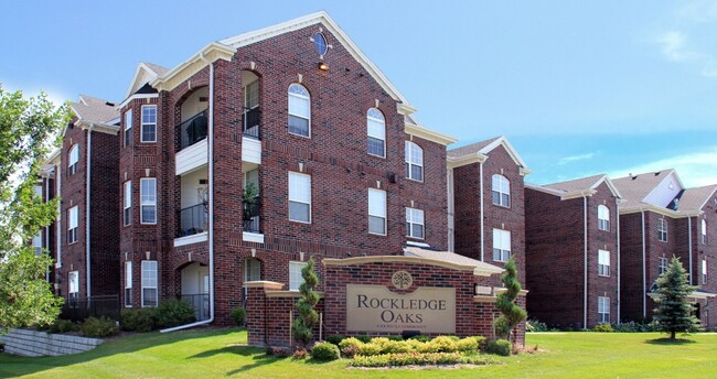 Foto del edificio - Rockledge Oaks Apartments