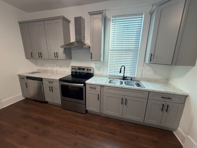 Foto del edificio - 835 Sunset Ave