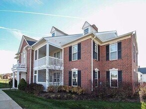 Building Photo - 854 W Summerfield Gln Cir