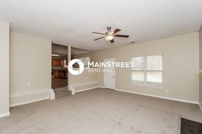 Building Photo - 3 Bedroom Pet-Friendly Home in Villa Rica,...