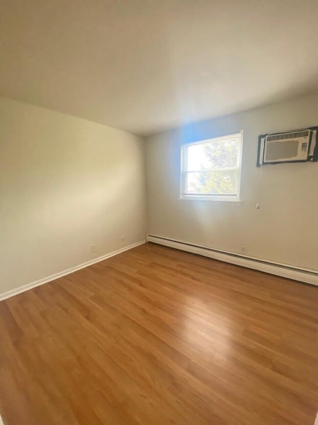 Building Photo - 5701 Tulip St