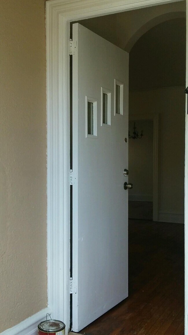 Welcome! - 160 Brookside Avenue