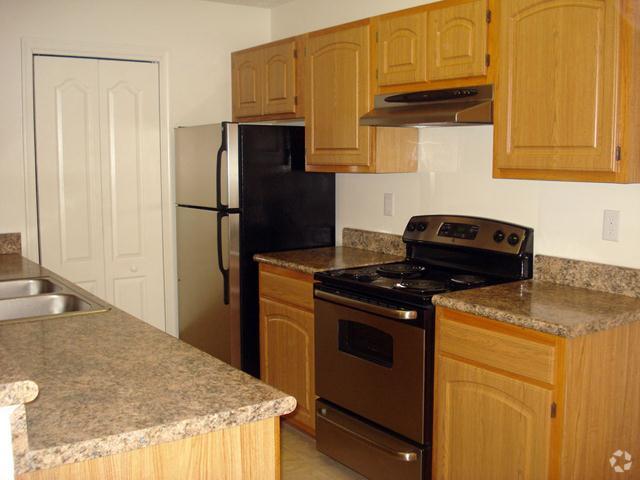 Kitchen - The Oaks of Dunlop Farms