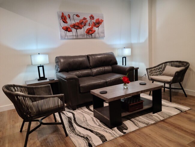 Foto del edificio - 820 S Collins Rd