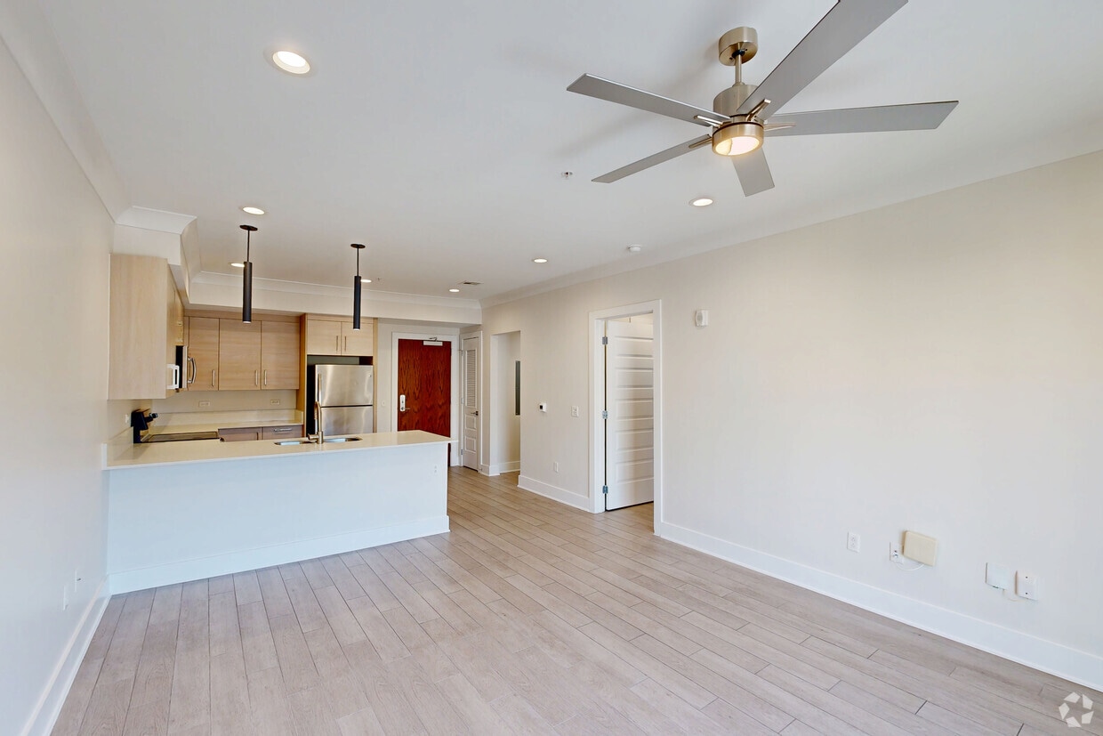 Photo - Parkway Apartments