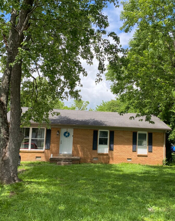 132 Elaine Dr, Columbia, TN 38401 House Rental in Columbia, TN