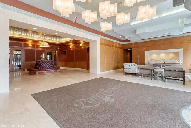 Foto del edificio - 849 N Franklin St