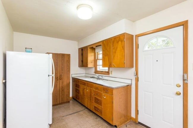 Foto del edificio - 1BR/1BA Duplex in Convenient Location! Har...