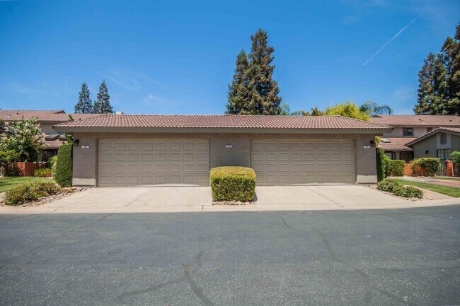 Building Photo - 7079 N Teilman Ave