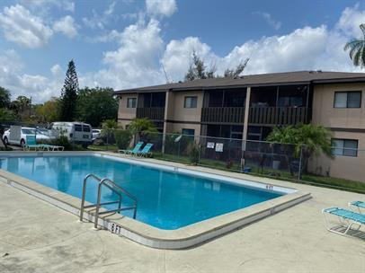 Photo - 2330 Maple Ave Apartment