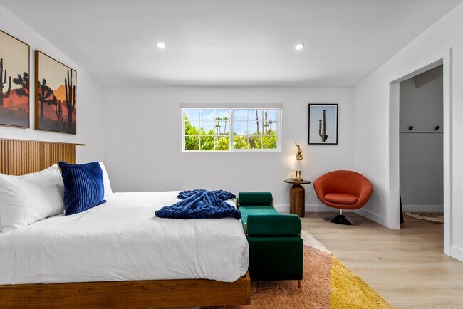 Foto del edificio - Stunning Desert Contemporary Home in Sunrise Park (Monthly Only - No Long Term)