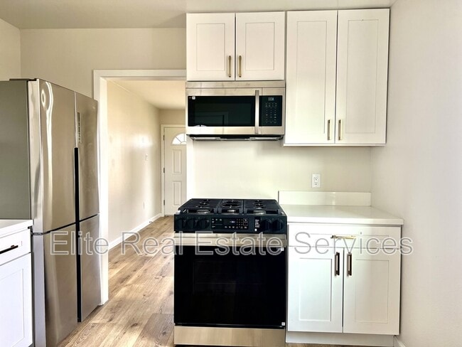 Foto del edificio - 3313 Clairemont Mesa Blvd