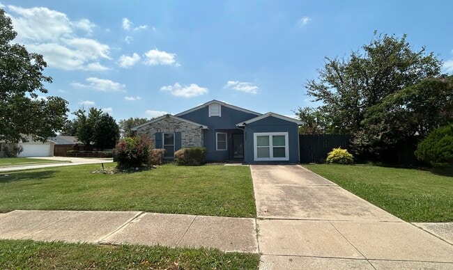 Building Photo - 4257 Caldwell Ave