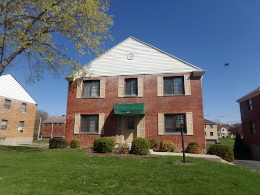 Foto del edificio - 527 Corona Ave