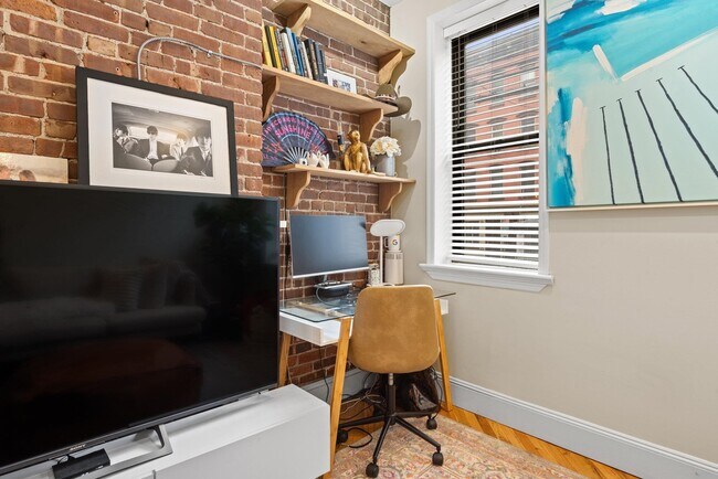 Foto del edificio - 123 Willow Ave