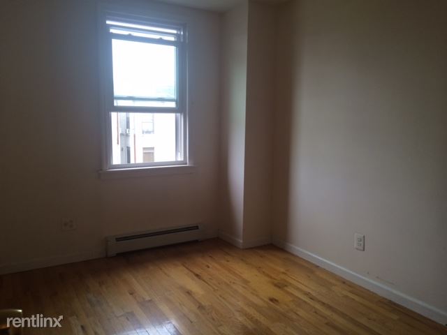 Foto del edificio - 627 Warren St