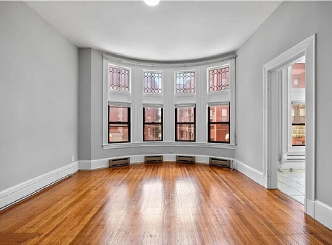 Photo - 857 Beacon St Apartment