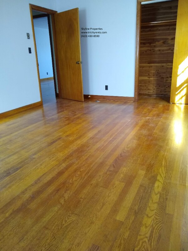 Foto del edificio - 2212 N Greenwood Dr
