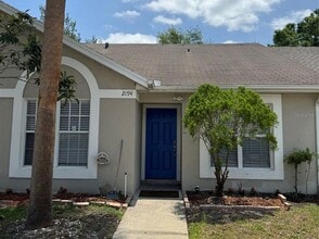 Building Photo - 2194 Cypress Bay Blvd