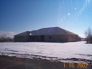 Building Photo - 5969 W 6800 N