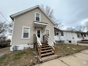 Building Photo - 1205 W Taylor St