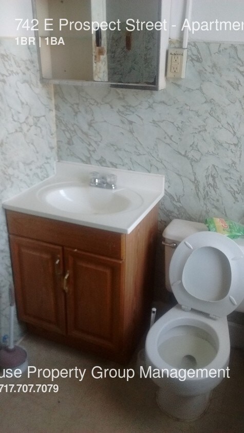 Foto del edificio - 742 E Prospect St