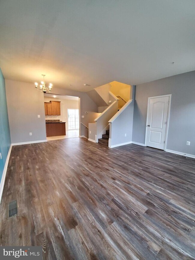 Building Photo - 11726 Palm Desert Pl