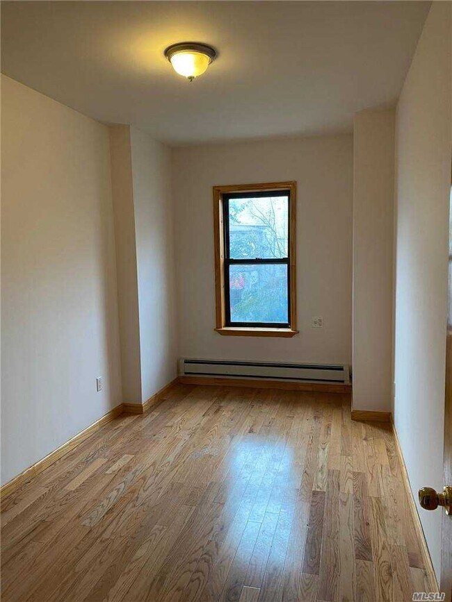 Building Photo - 5016 7th Ave