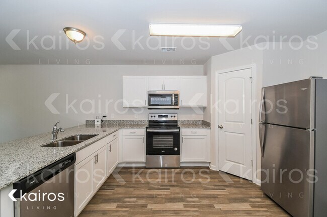 Foto del edificio - 137 Saddle Brooke Trce