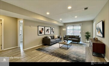 Building Photo - 1511 Raspberry Ct