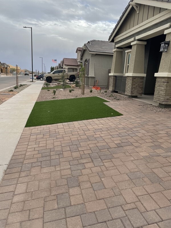 Building Photo - Surprise