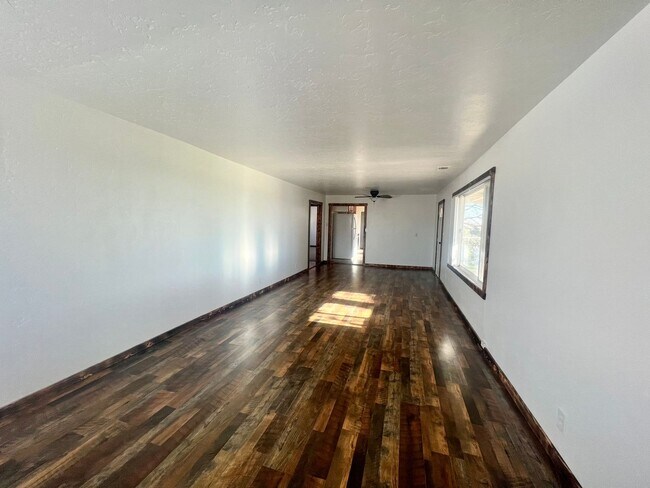 Foto del edificio - Charming 3 Bedroom 2 Bathroom Country Home...