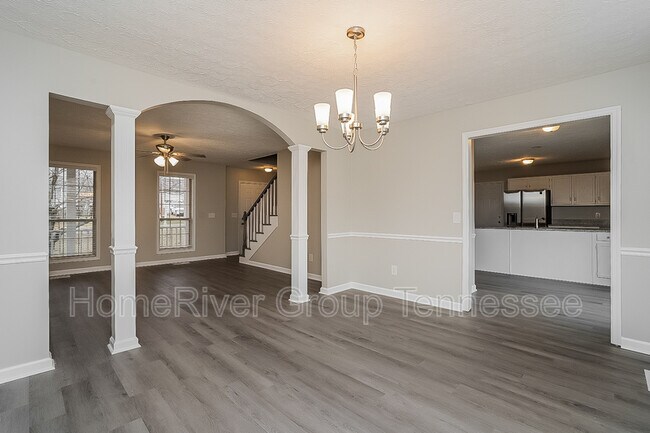Foto del edificio - 804 Highland Dr