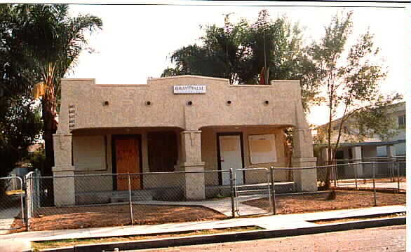 Foto del edificio - Gray Palm Apartments
