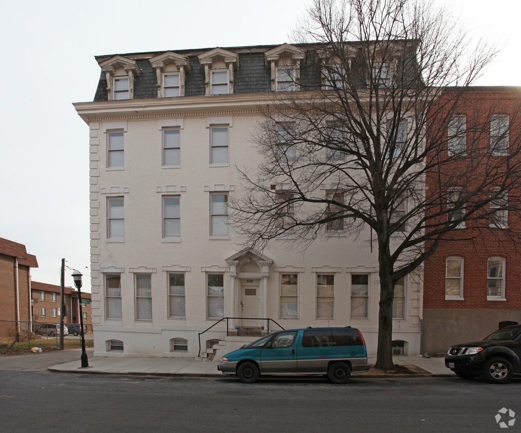 Foto del edificio - 339 Bloom St