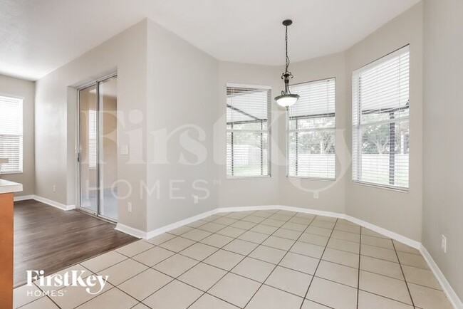 Foto del edificio - 8636 Sandy Plains Dr
