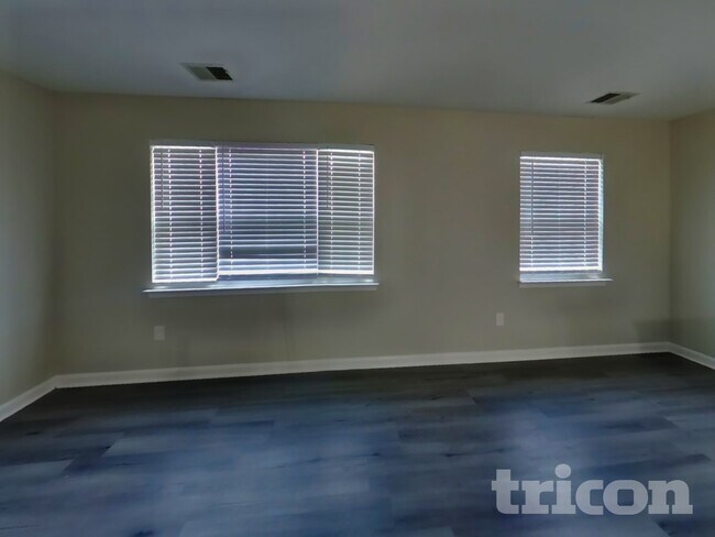Foto del edificio - 1306 Sutler Terrace