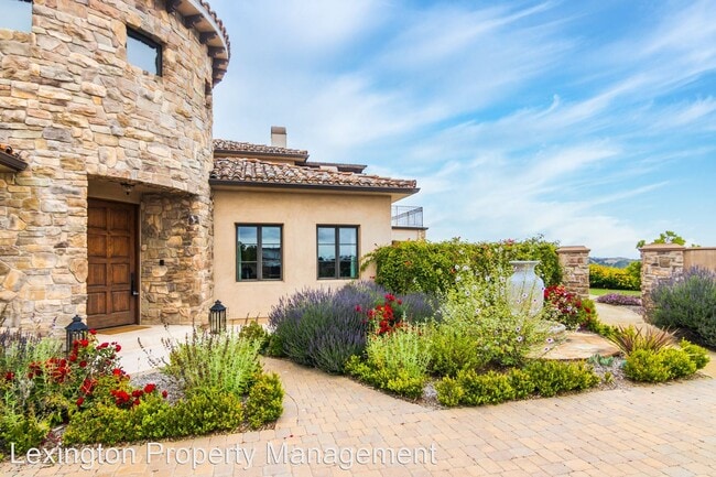 Building Photo - 6 br, 7 bath House - 1620 Luse Tank Rd.