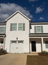 Building Photo - 113 Alva Ct