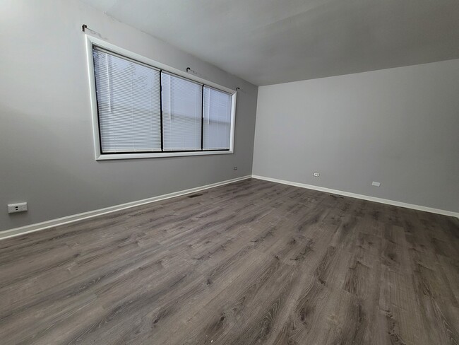 Building Photo - 5700 Dutch Mill Ct