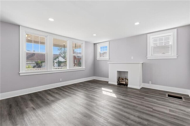Foto del edificio - 297 Grandview Way