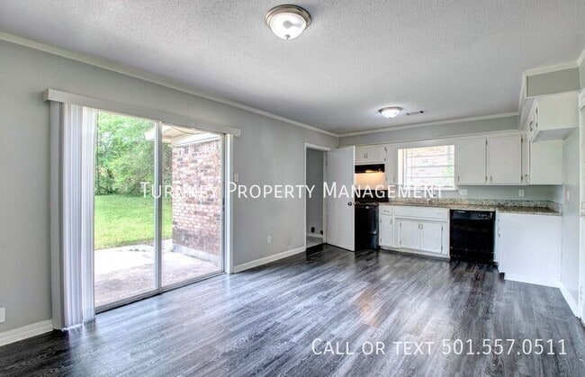 Building Photo - 5306 McClellan Dr