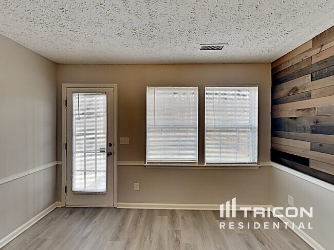 Foto del edificio - 1829 Elkpark Drive Raleigh NC